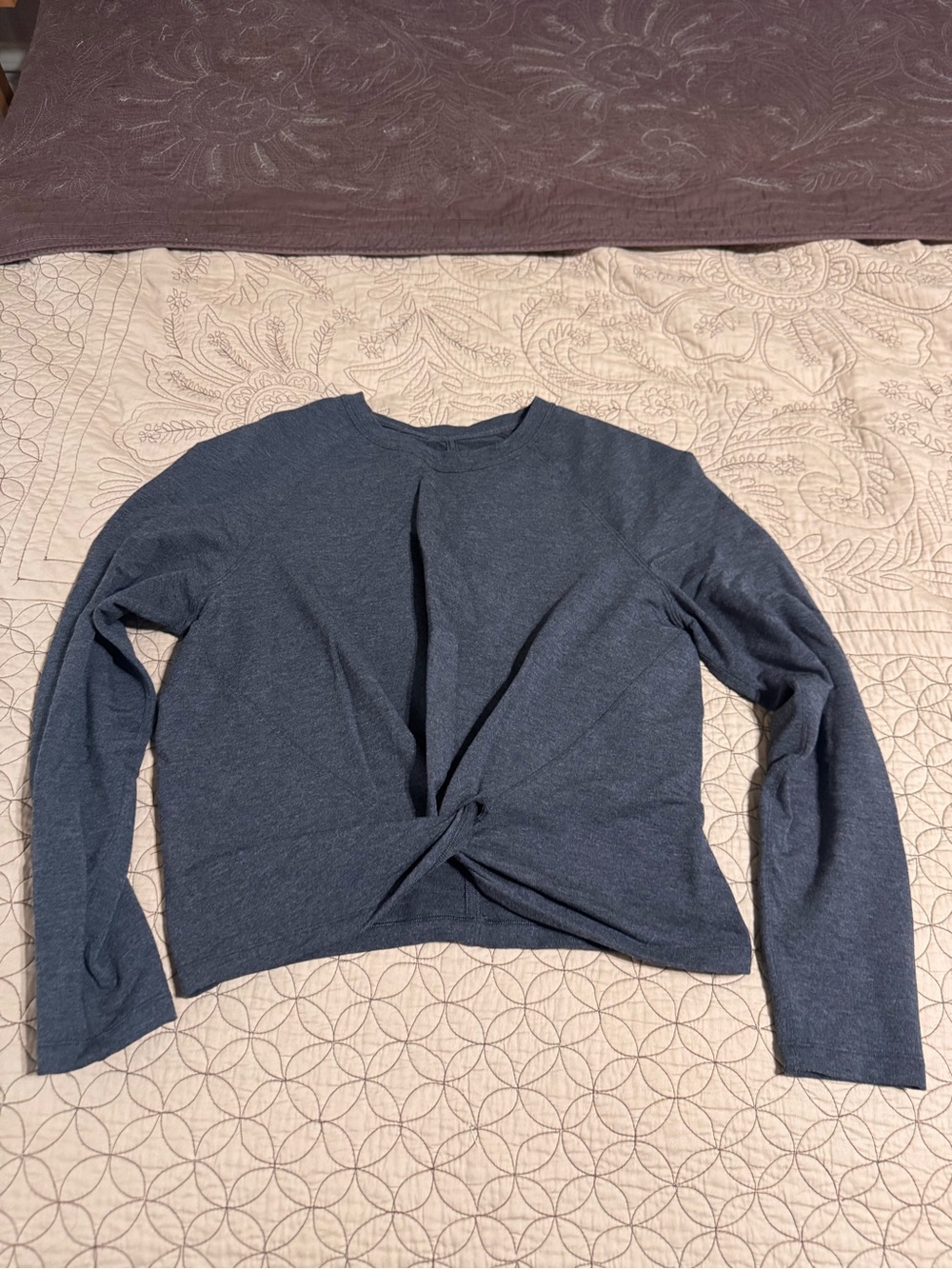 Lululemon Women’s Twist-Front Long Sleeve Top